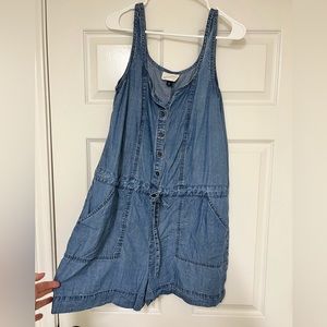Universal thread Jean short romper